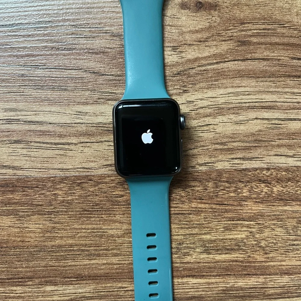 Apple Watch with Spare Bands and Charger - Picture 3 of 8